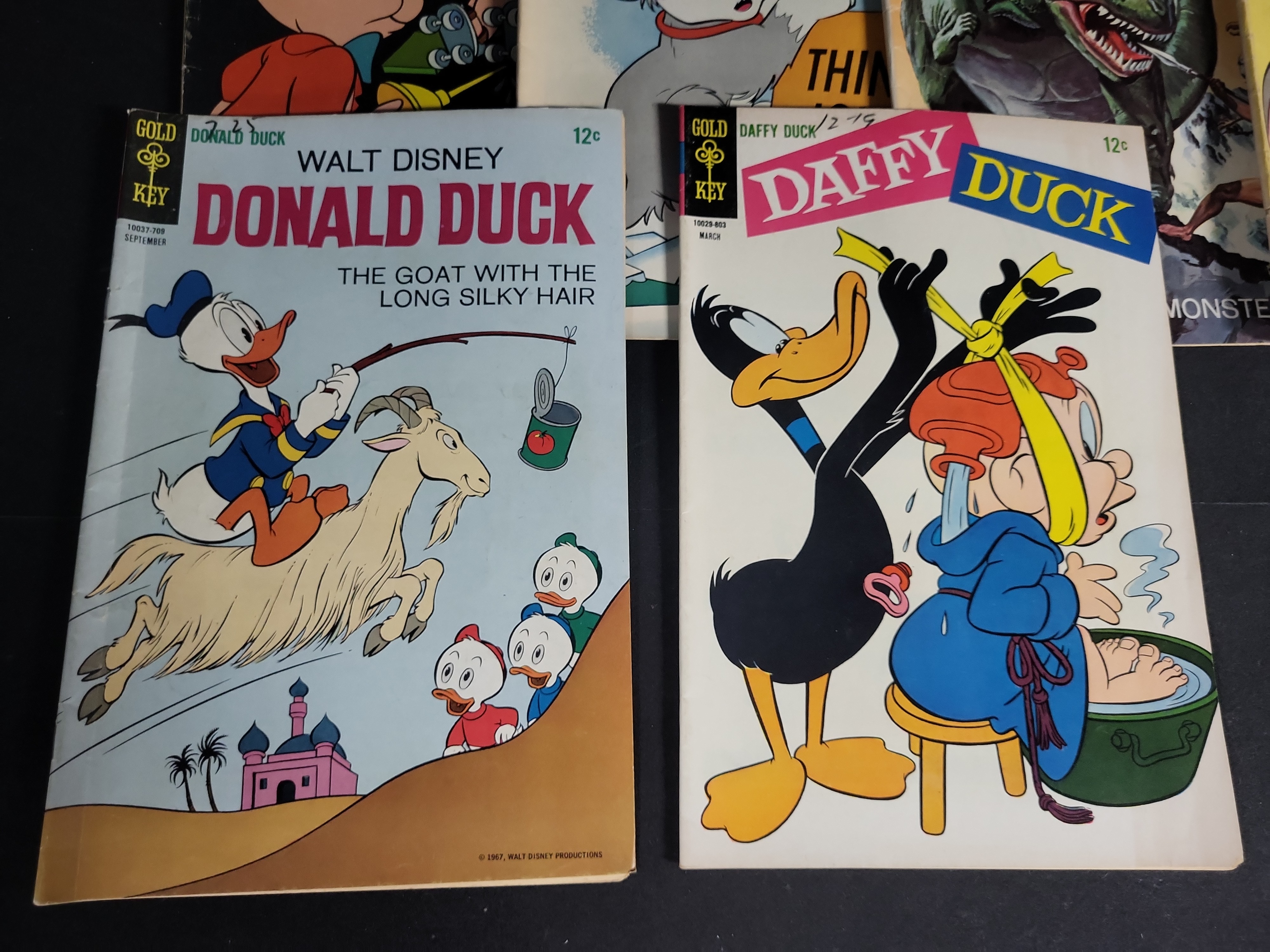 I04512 | Collection of Vintage Comics and Ephemera