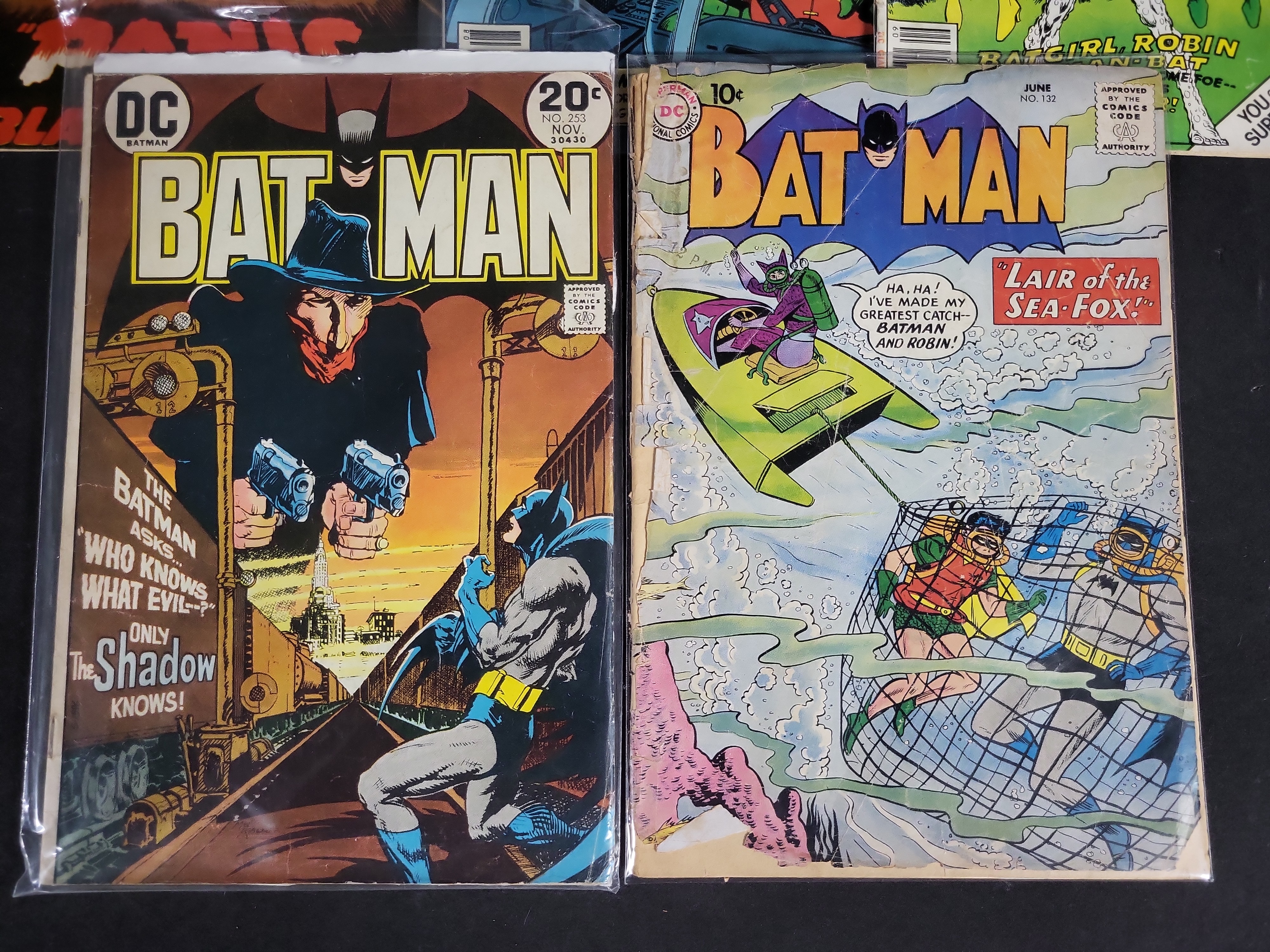 I04561 | Eight Vintage Batman DC Comics