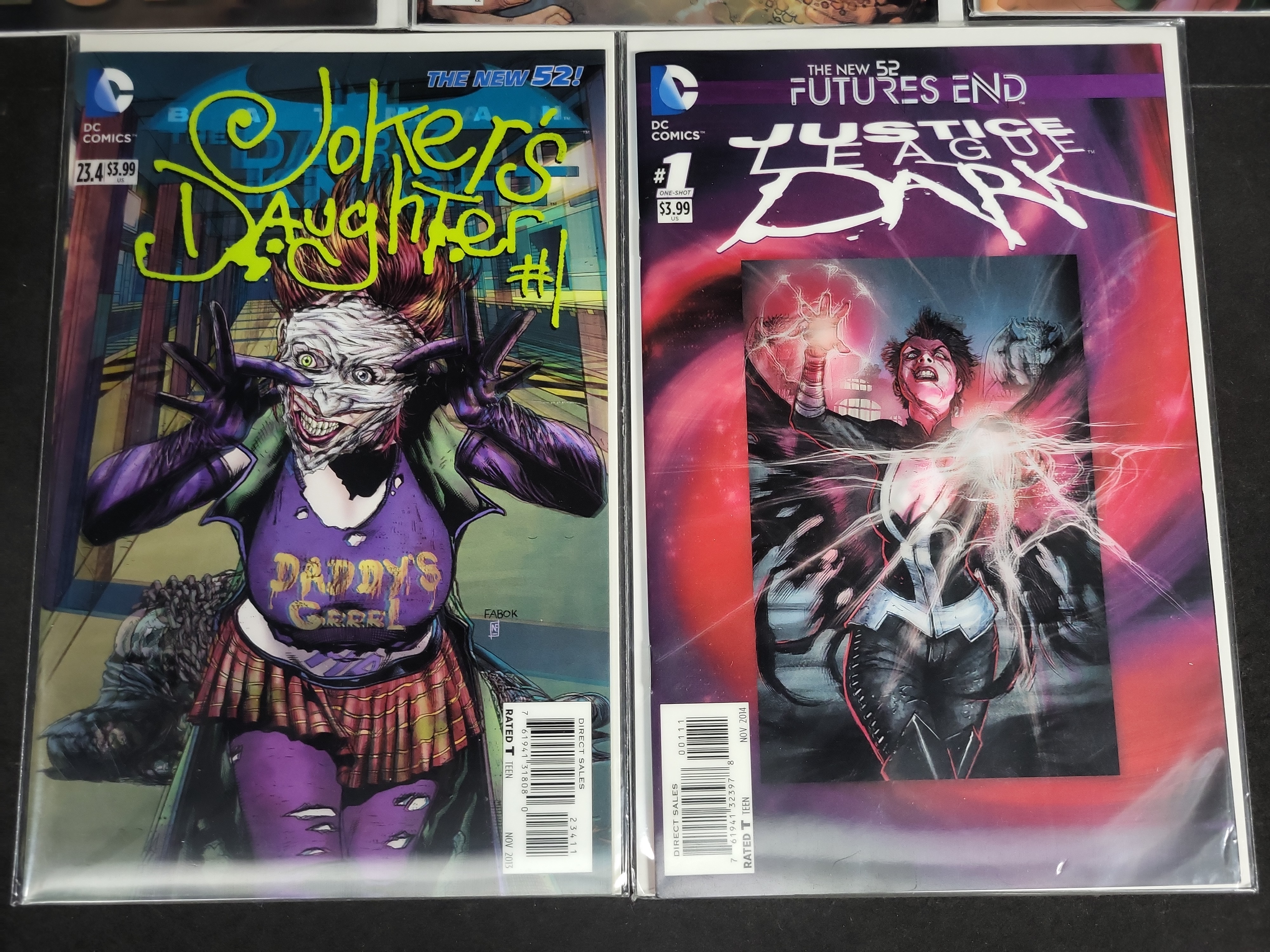I04518 | Eight DC Comics Lenticular Variant Covers