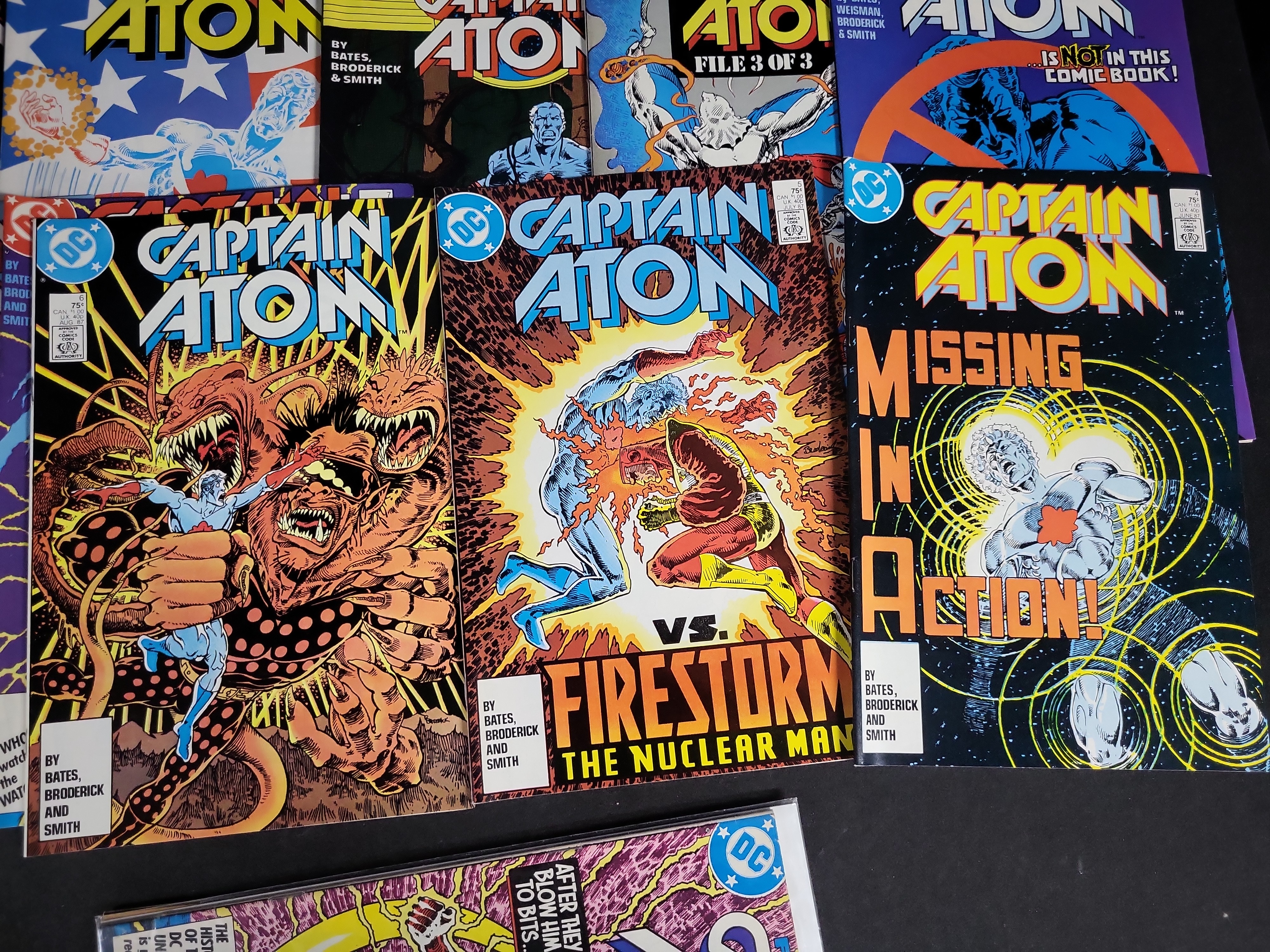 I04507 | Collection of DC Captain Atom Comics