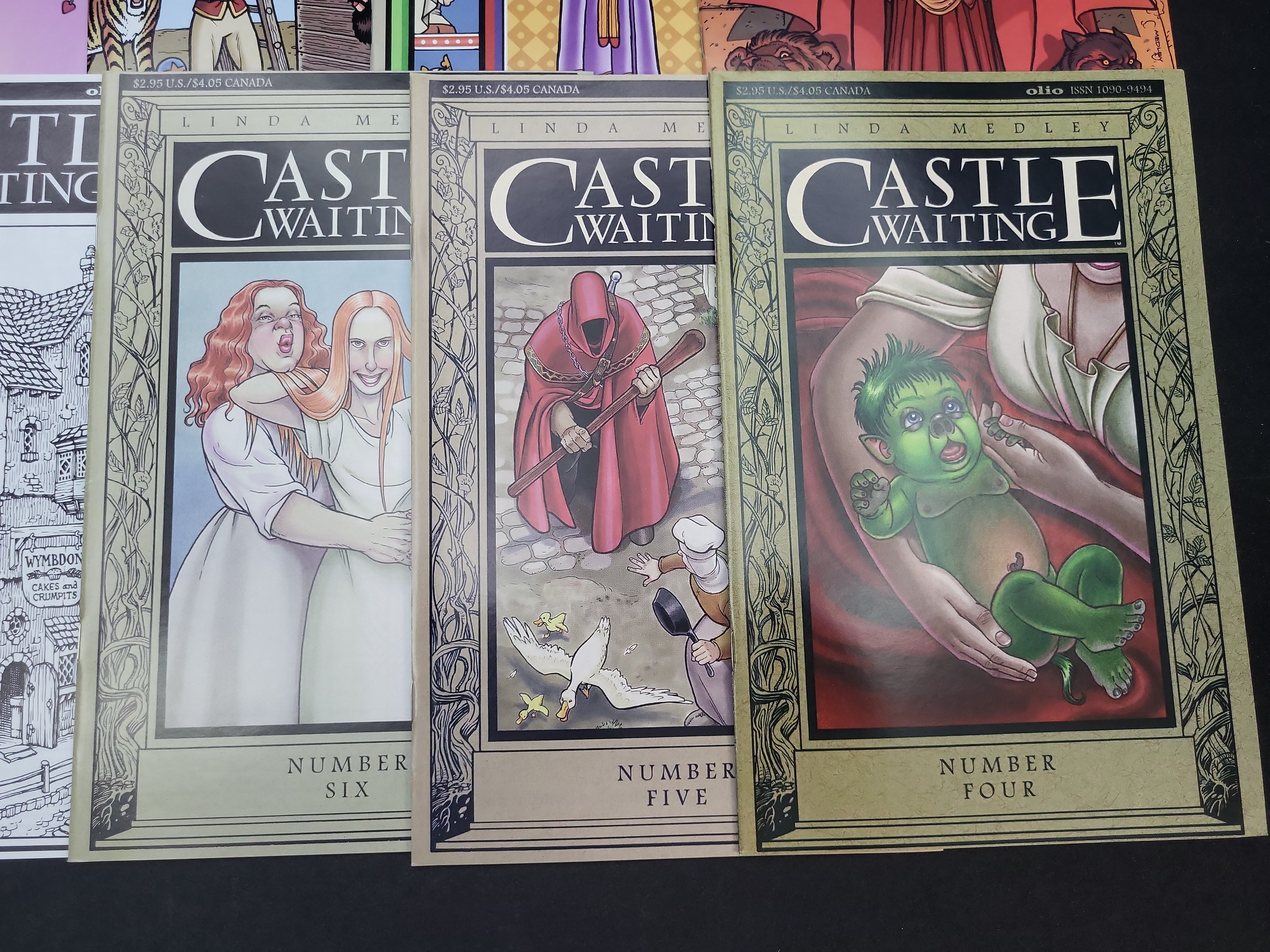 I03981 | Thirteen Castle Waiting Comic Books