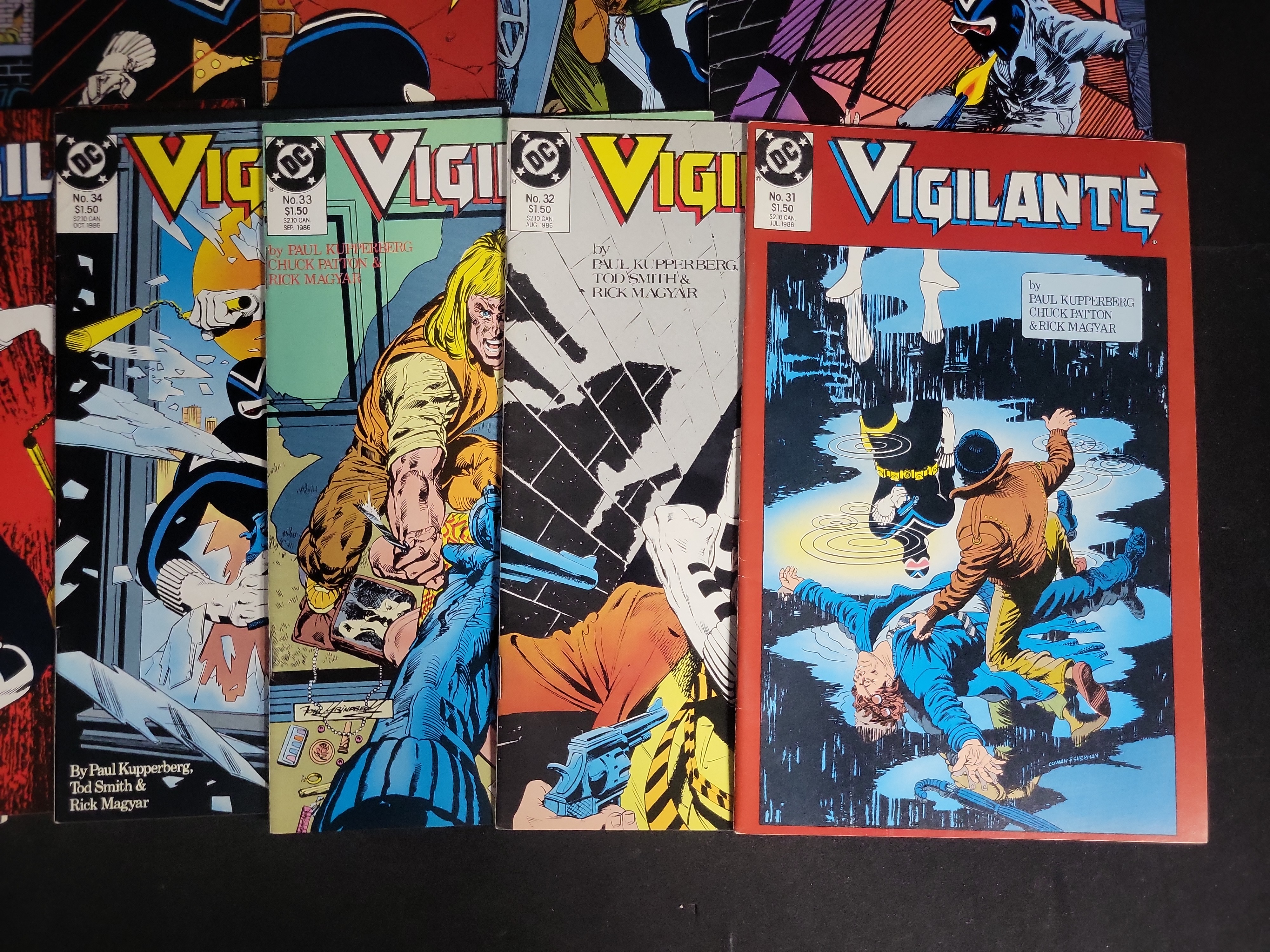 I04066 | A Collection of Vigilante Comics