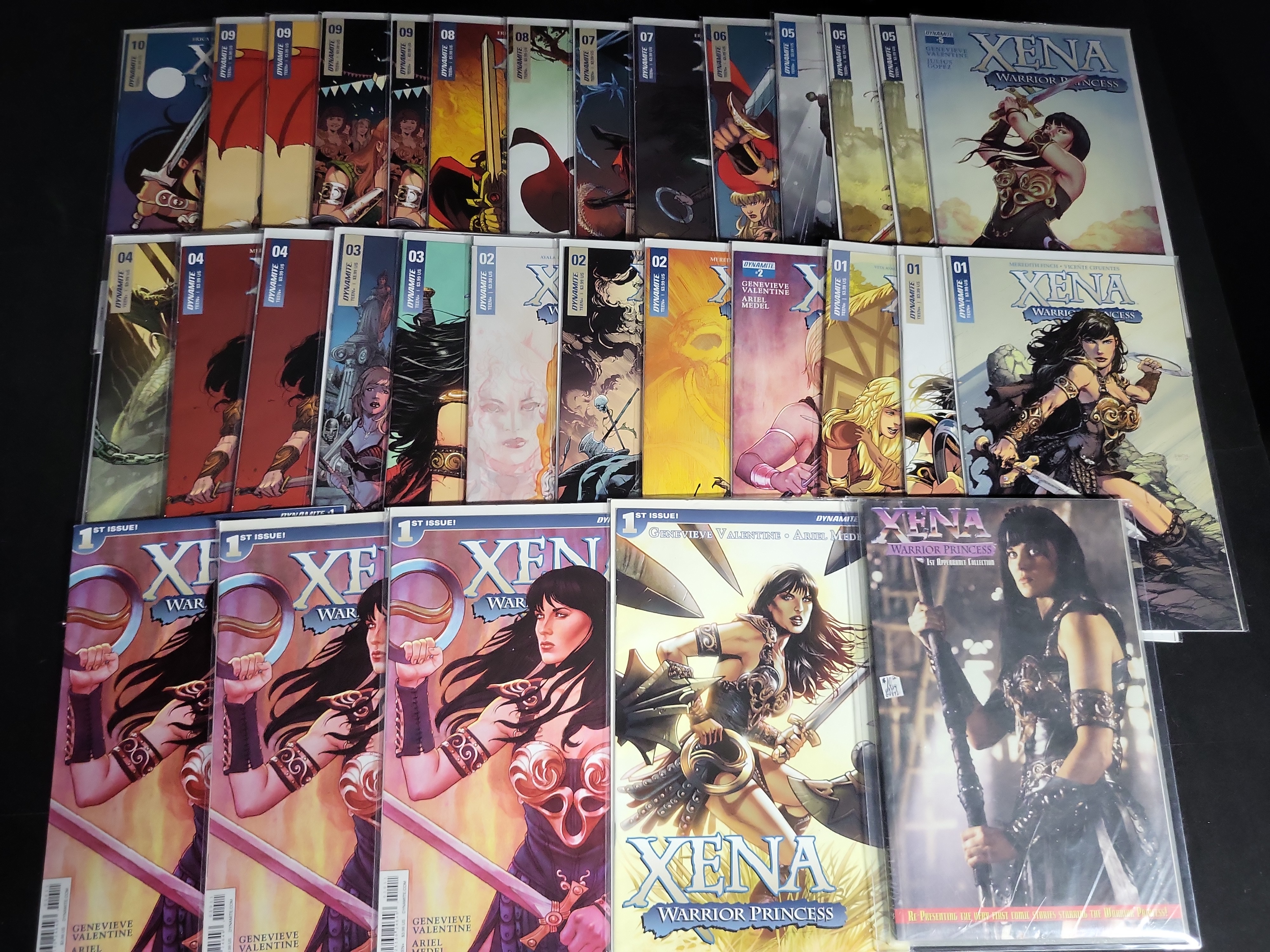 I04590 | 30 Dynamite Xena Warrior Princess Comics