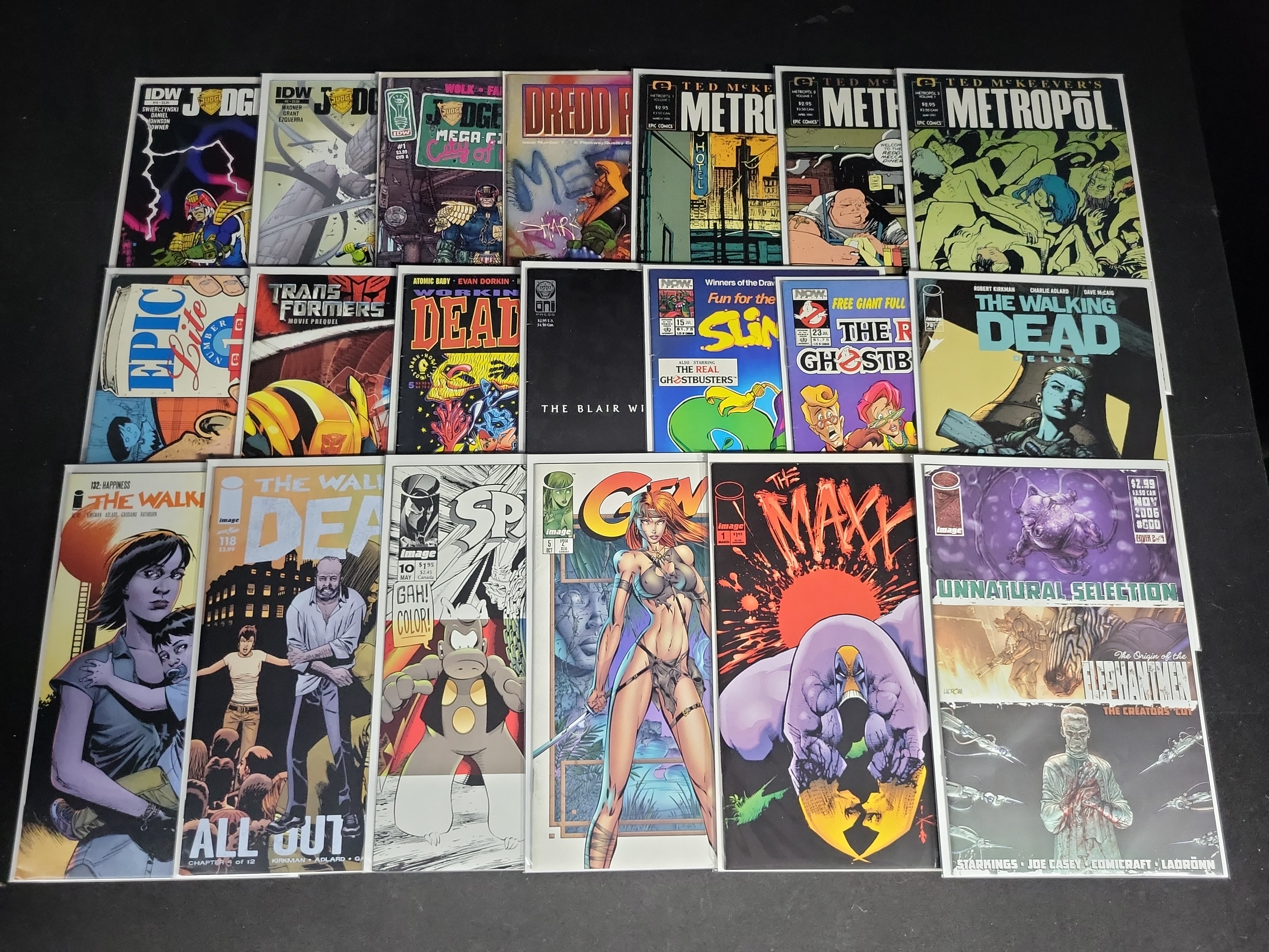 I04778 | Collection of 20 Modern Comic Books