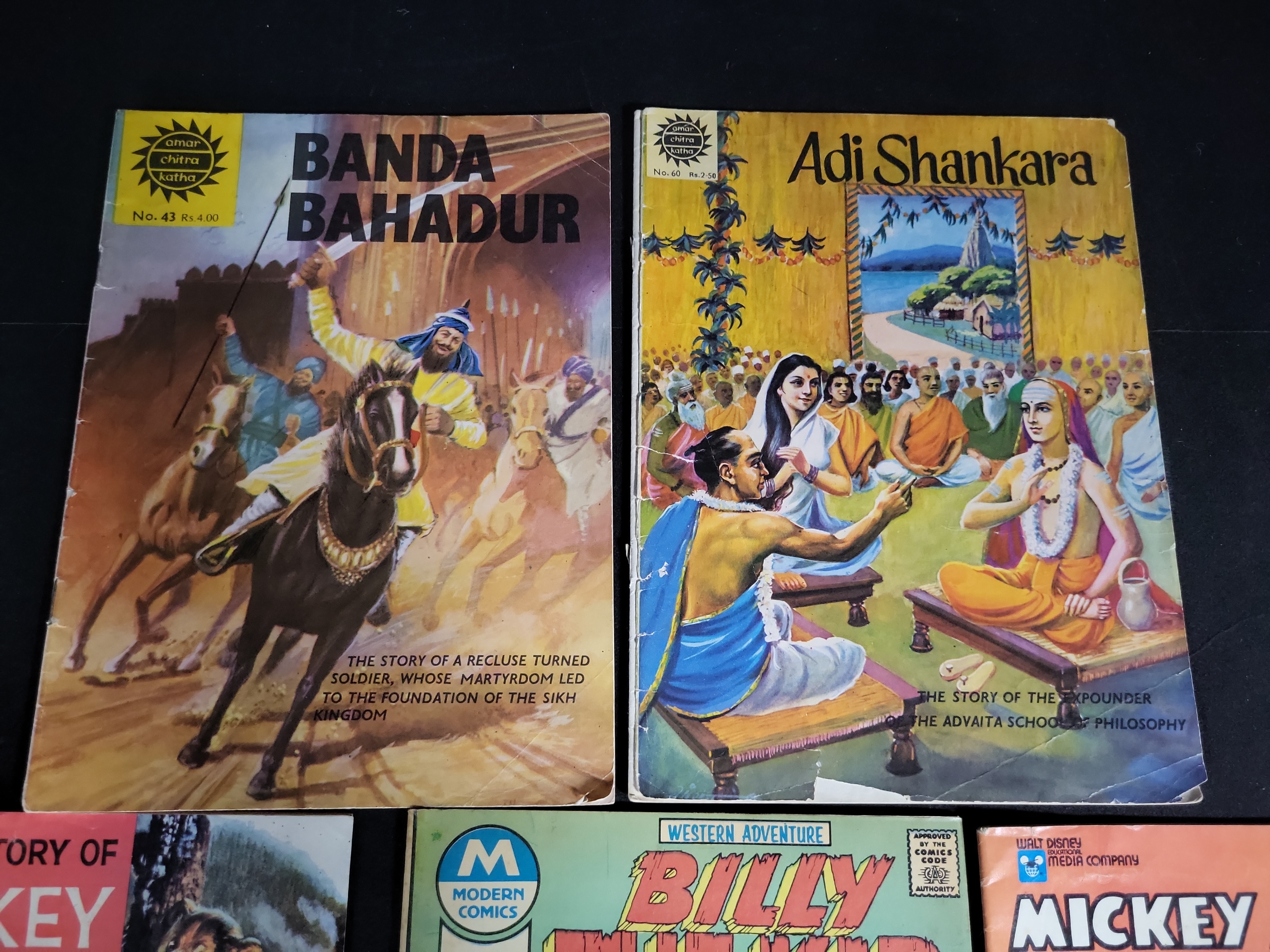 I04511 | Collection of Eight Vintage Comic Books