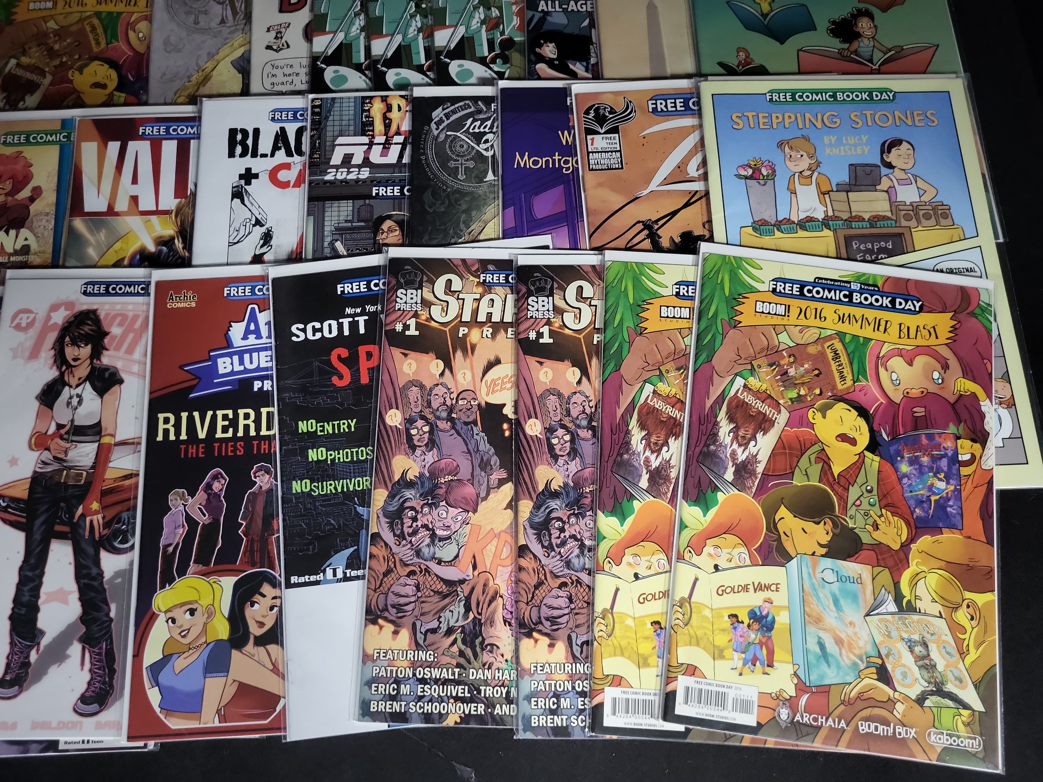 I04573 | Assortment of Modern Promotional Comic Books