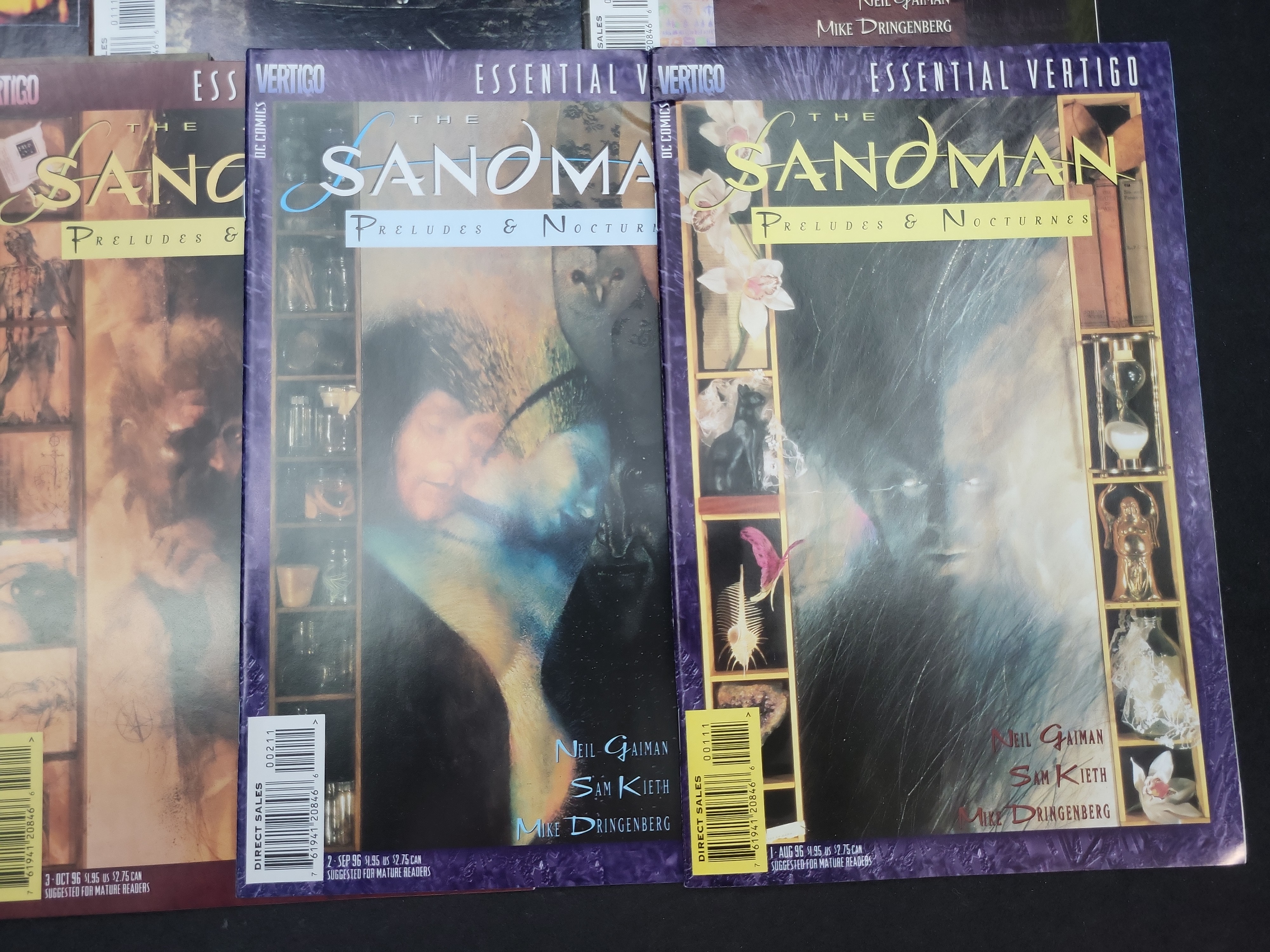 I03976 | Nine Essential Vertigo The Sandman Comics