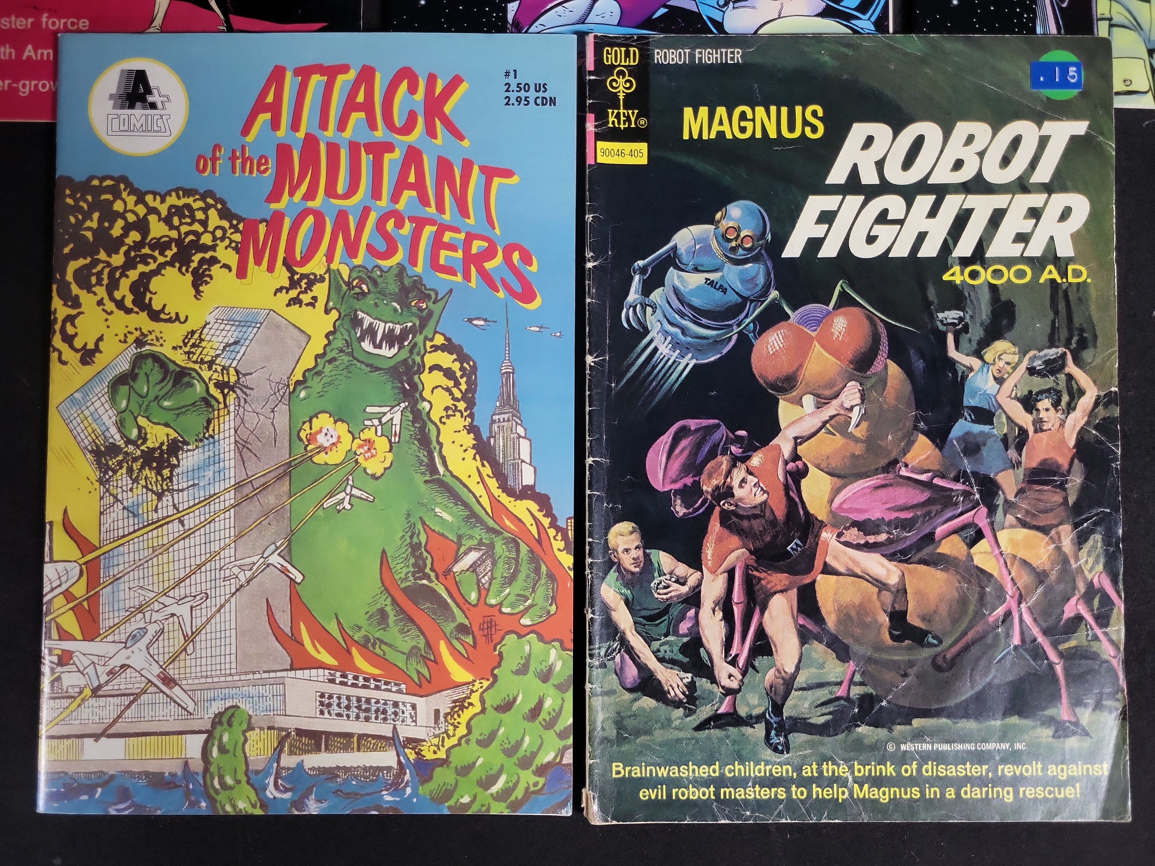 I04001 | Collection of Science Fiction Comics