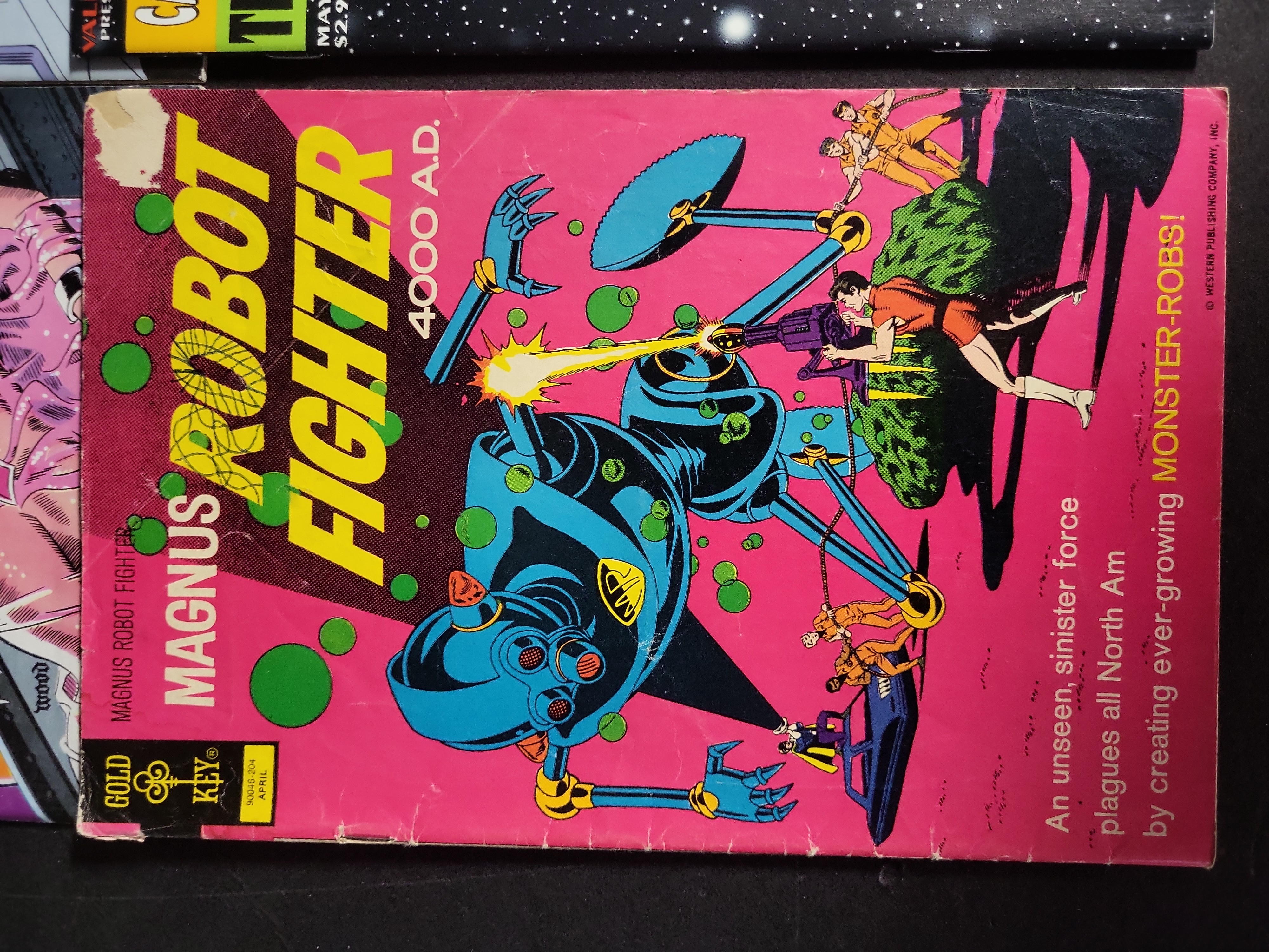 I04001 | Collection of Science Fiction Comics