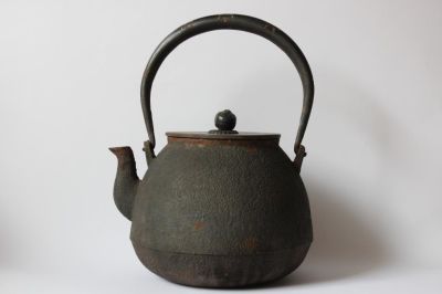 Japanese Iron Teapot. 7 1/2" W 9" H Please note the absence of a condition report does not imply