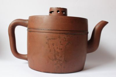 Chinese Yixing Zisha Teapot ,Mark. Chinese Yixing Zisha Teapot , Mark. Please note the absence
