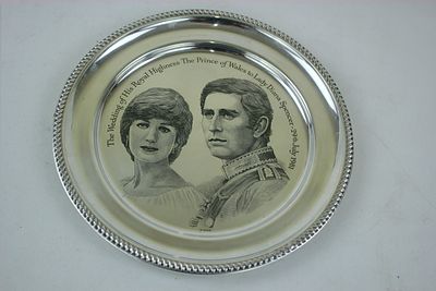 Charles &amp; Diana commemorative plate 20 cm diameter weight - 216.57 gm