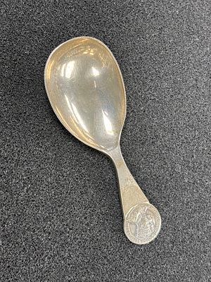 A HM silver George VI commemorative caddy spoon, Birmingham 1936 weighing 24 gm