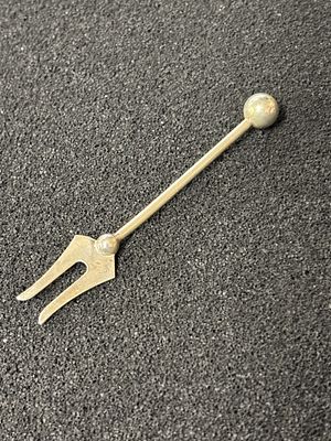 A Charles Horner pickle fork HM Chester c 1920 weighing 2.61 gm