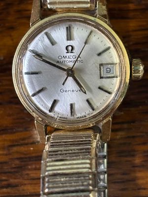 A ladies Omega wristwatch with original receipt and box