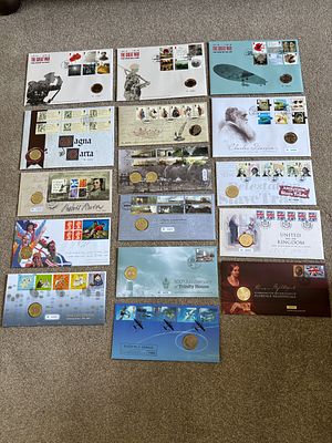 A Collection of UK Philatelic Numismatic Covers with seventeen &pound;2 coins. A collection of United 