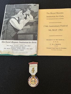 Two pieces of Masonic interest comprising a commemorative 1962 steward's jewel and festival 