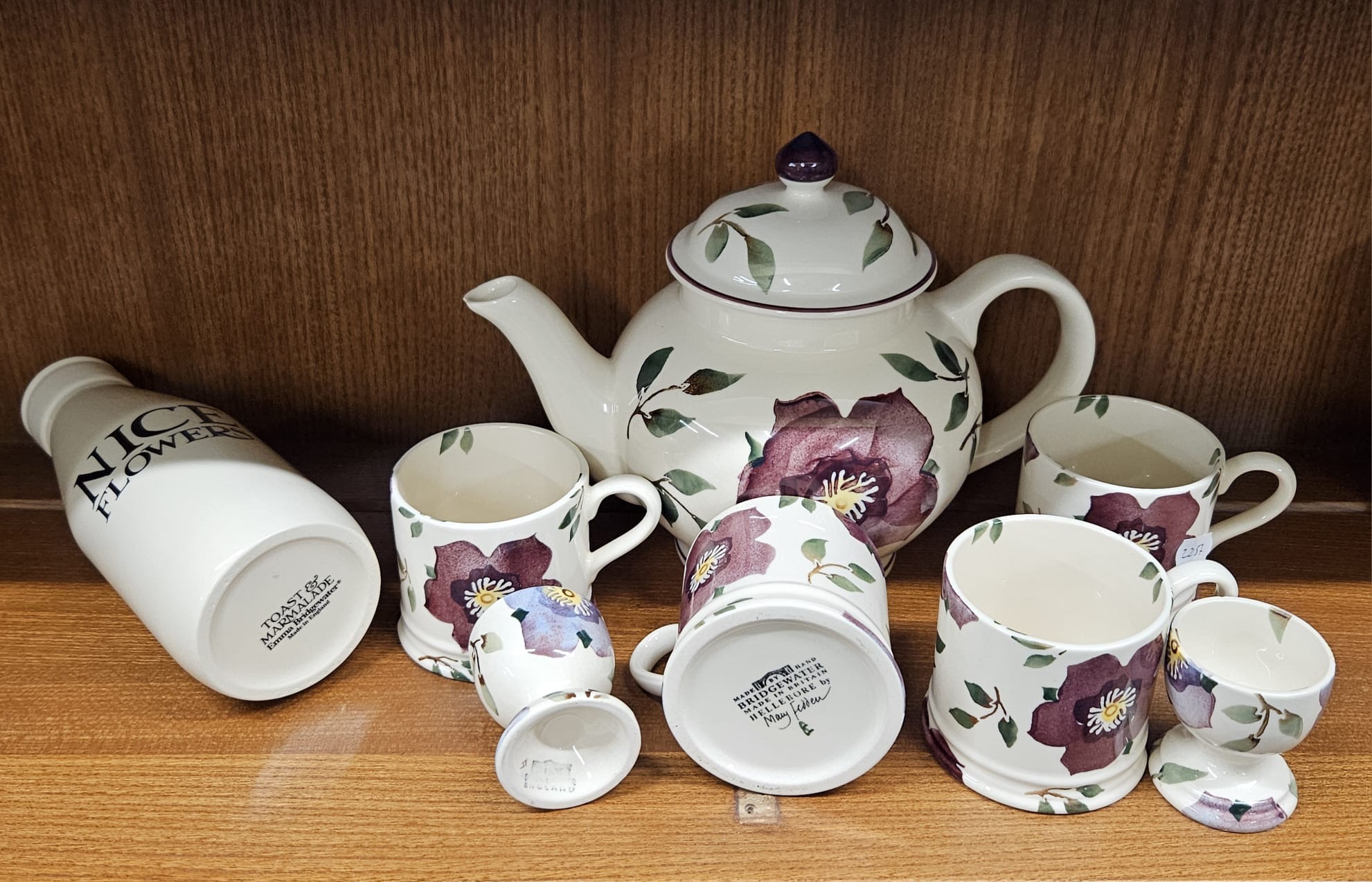 A Collection of Eight Emma Bridgewater Earthenware Ceramics in Hellebore and Toast & Marmalade Patterns