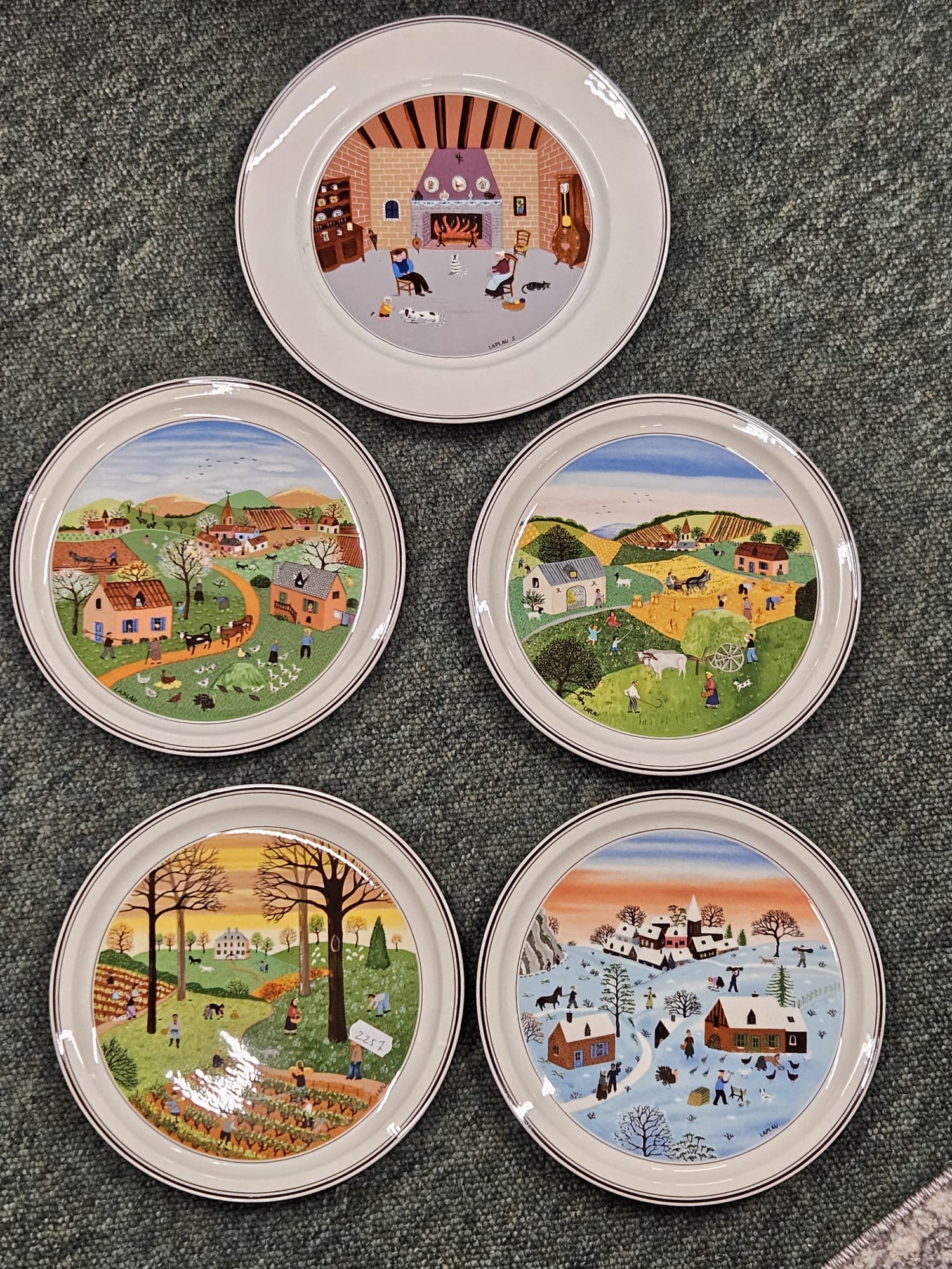 A set of five Villeroy and Boch Design Naïf series vitreous porcelain decorative plates