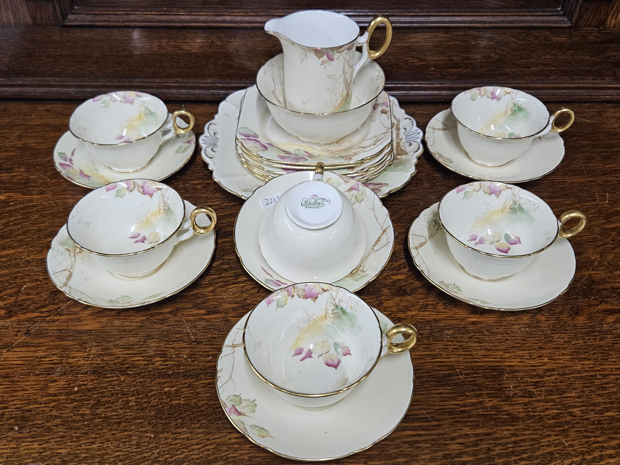 A Shelley fine bone china tea service in an autumnal leaf pattern