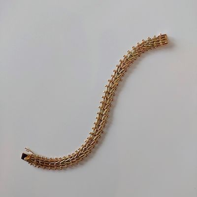 צמיד זהב צהוב ואדום 14 קראט, עבודה רוסית ישנה יולקה, משקל 18.17 גרם, אורך 20 ס"מ רוחב 1 ס"מ 