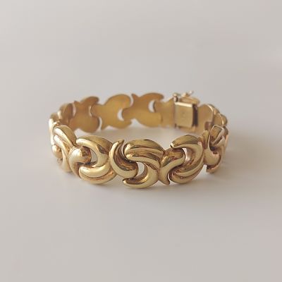 צמיד זהב צהוב 14 קראט חתום, עבודה ישנה מהממת, משקל 30.70 גרם, אורך 20 ס"מ, רוחב 1.8 ס"מ, מצב 