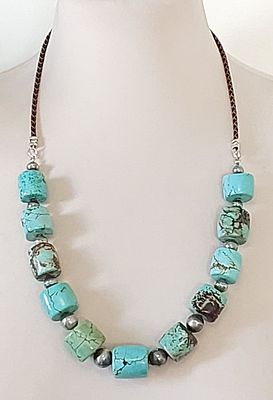 שרשרת עבודת יד אבני טורקיז סגנון צינור וחרוזי כסף 925, מצב חדש.