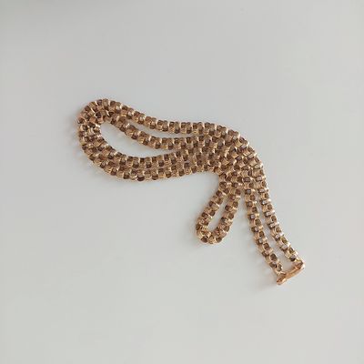 שרשרת זהב 14 קראט חתומה, משקל 15.55 גרם, אורך 52 ס"מ, רוחב 5.20 מ"מ, עבודת יד ישנה, מצב חדש.