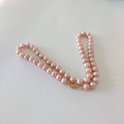 שרשרת פניני אקויה גוון ורוד גודל פנינה 10-9 מ"מ, אורך 50 ס"מ, חדש.