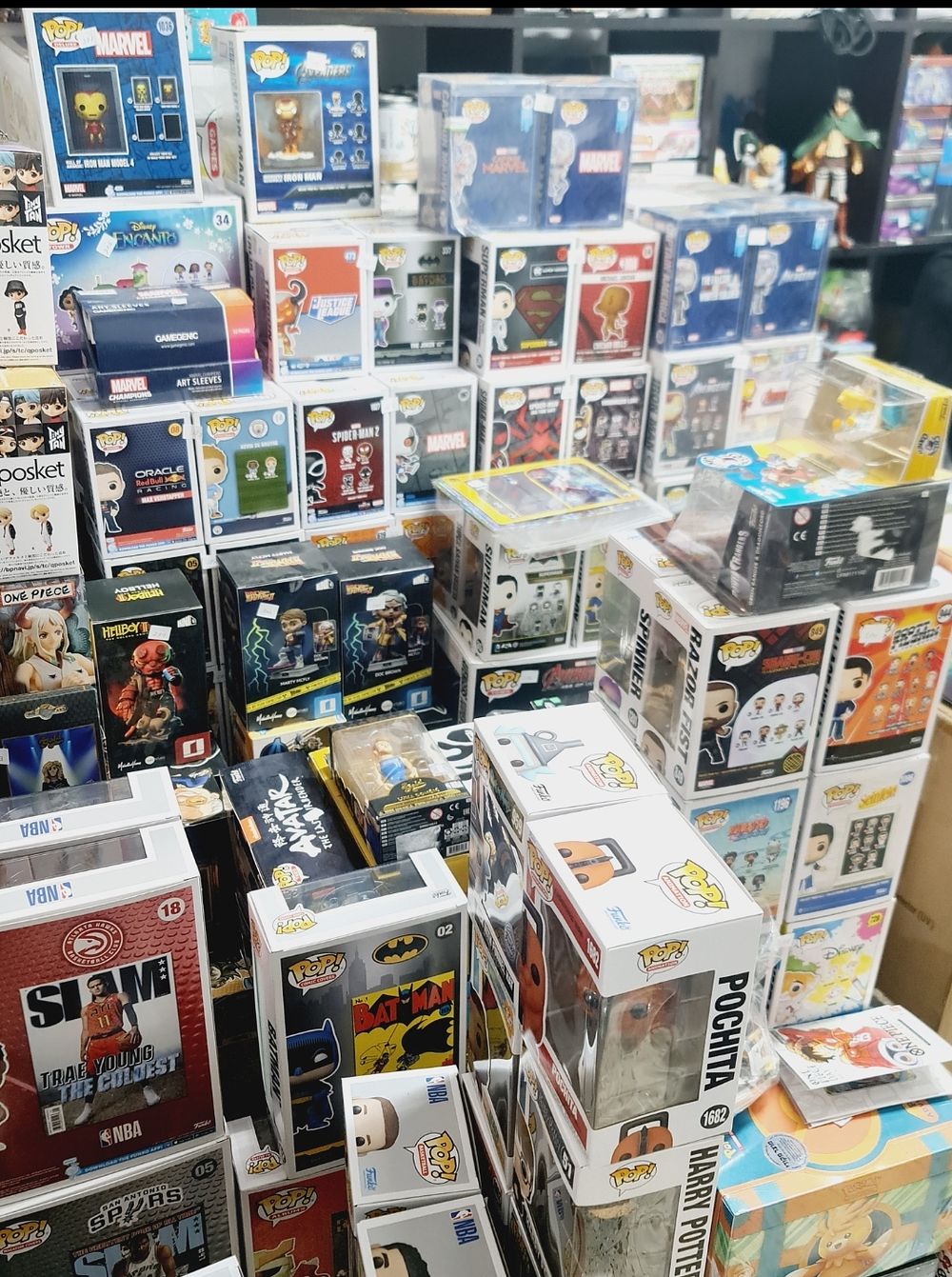 אנונאקי גיים גלרי | מכירה  65 | מכרז נדיר במיוחד גדוש בפריטים נדירים.