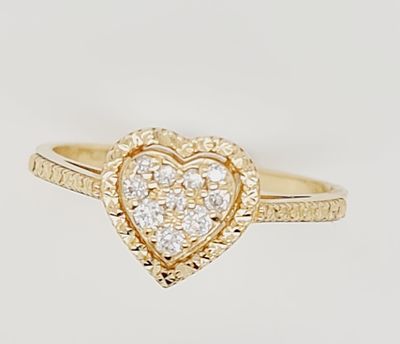 טבעת זהב 14k מעוצבת לב משובצת יהלומים טבעיים במשקל כולל של 0.24ct ראה פירוט בתעודה. מידה 5.5