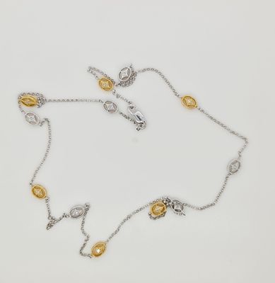 שרשרת זהב 18k מעוצבת ומשובצת יהלומים טבעיים במשקל כולל של 0.20ct . אורך 44 ס"מ 
משקל 5.40 גרם