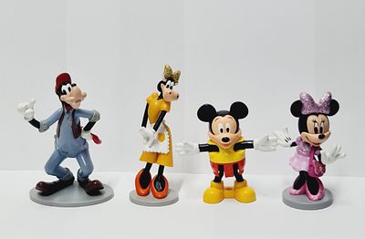 לוט של בובות ויניל מסדרות דיסני