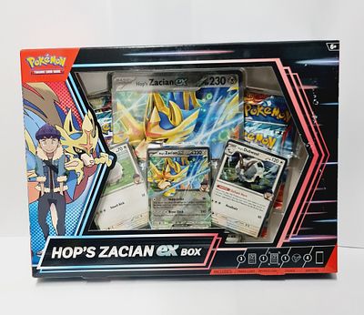 מארז קלפי פוקימון מסדרת HOPS ZACIAN מכיל חבילות קלפים וקלפי פרומו ייחודיים