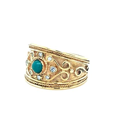 טבעת זהב 14k משובצת יהלומים במשקל כולל של 0.27ct . משקל 9.39 גרם 
מידה 9