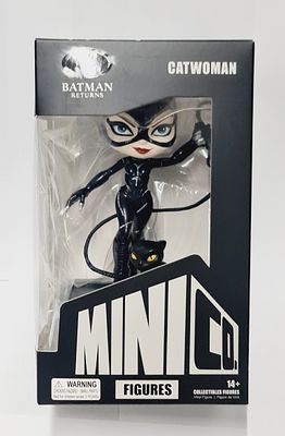 פסל איכותי במיוחד תוצרת איירון סטודיו סדרת מיניקו דגם אשת החתול