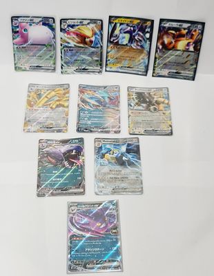 לוט של 10 קלפי פוקימון מבוקשים מסדרות שונות, מצבים מעולים