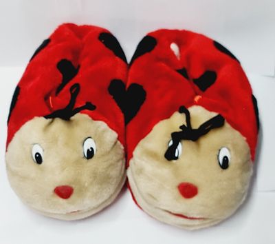 לוט נוסטלגיה של במבה שוש, בובה וזוג נעליים