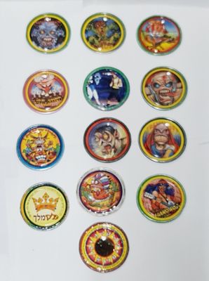 לוט של 11 פליקים מתכת שנות התשעים, מסדרת פליקים הראשונה