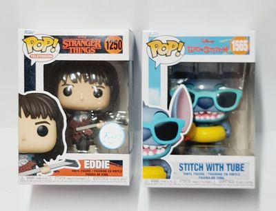 סט של זוג בובות פופ מסדרות שונות