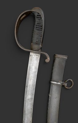 Argentine sabre. 19th century. Argentine sabre with its standard scabbard. 19th century. 