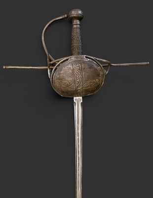 Shell sword. Spain, 19th century. Espada espa&ntilde;ola de conchas enlazadas. Siglo XIX. Buen estado. 