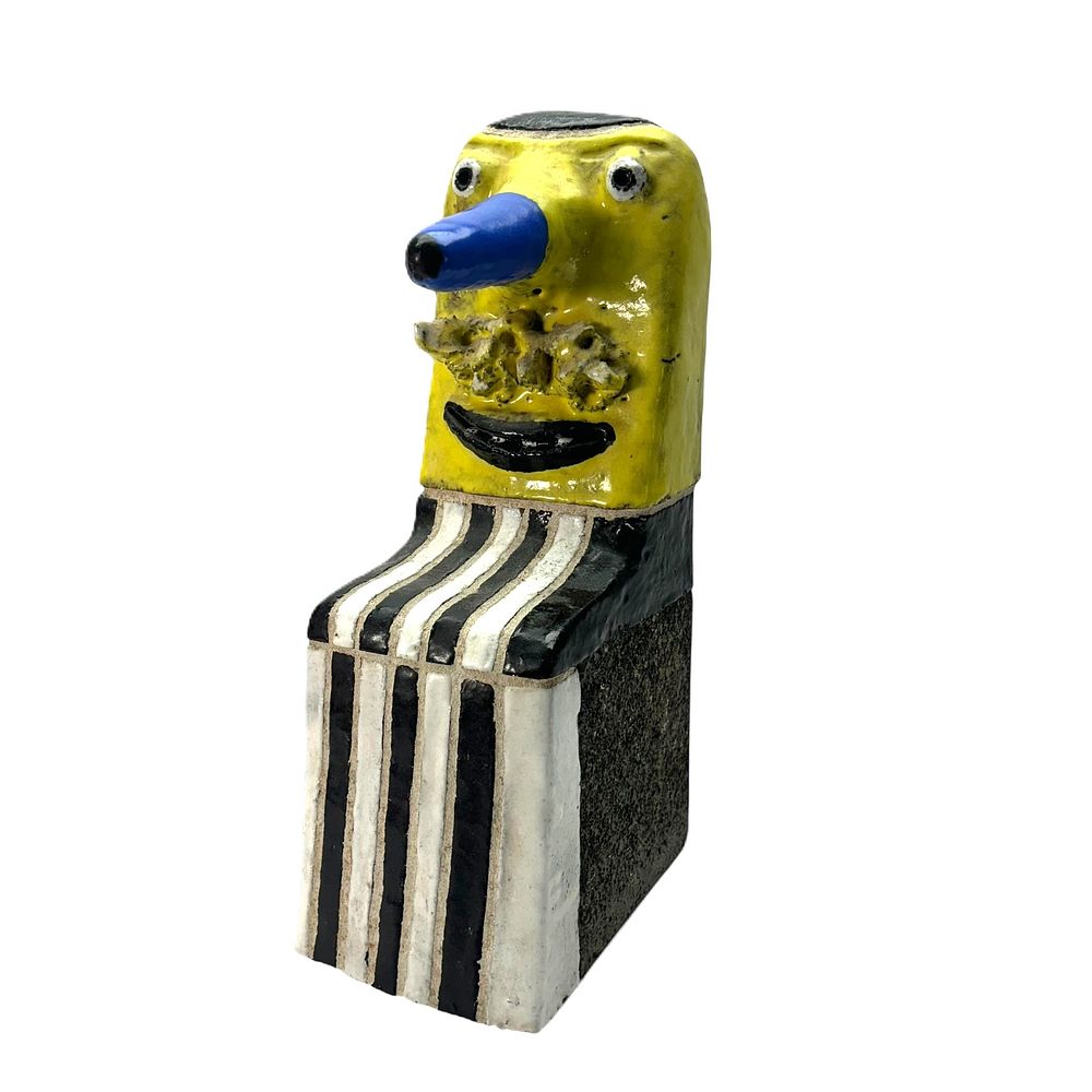 Jan Snoeck (1927-2018). A large modern sculpture made of granite and ceramics. Depiction of a 