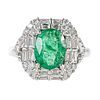 Sortija en oro blanco con esmeralda y diamantes. Sortija en oro blanco con esmeralda central Image - 1