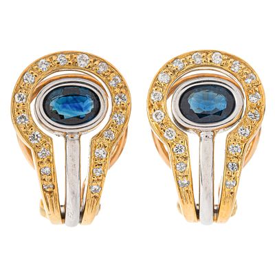 Pendientes media criolla en oro bicolor con zafiro azul y diamantes. Pendientes media criolla 