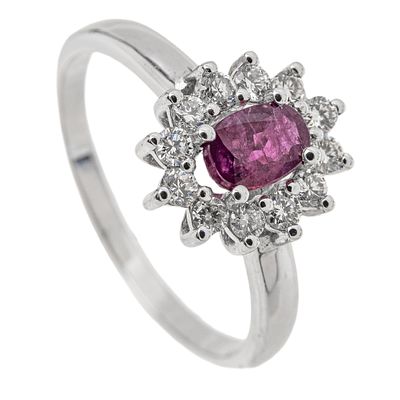 Sortija roset&oacute;n en oro blanco con rub&iacute; y diamantes. Sortija roset&oacute;n en oro blanco con centro de 