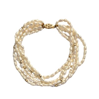 Pulsera de cinco hilos de perlas de r&iacute;o con cierre y entrepiezas en oro. Pulsera de cinco hilos 