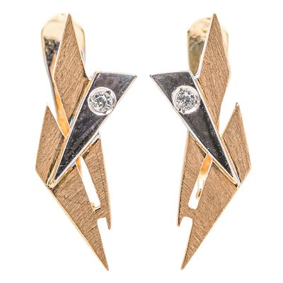 Pendientes en oro bicolor con diamante. Pendientes en oro bicolor mate y brillo con chat&oacute;n de 