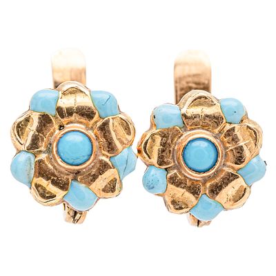 Pendientes en oro con turquesas. Pendientes en oro con cuentas de turquesa. 
2,05 gr.