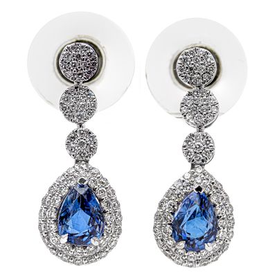 Pendientes en oro blanco con zafiro y diamantes. Pendientes en oro blanco con zafiro azul de 